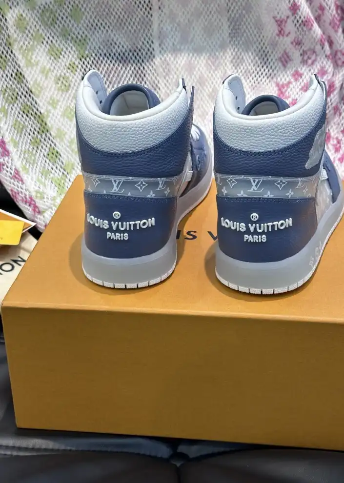 hype Louis Vuitton Sneakers