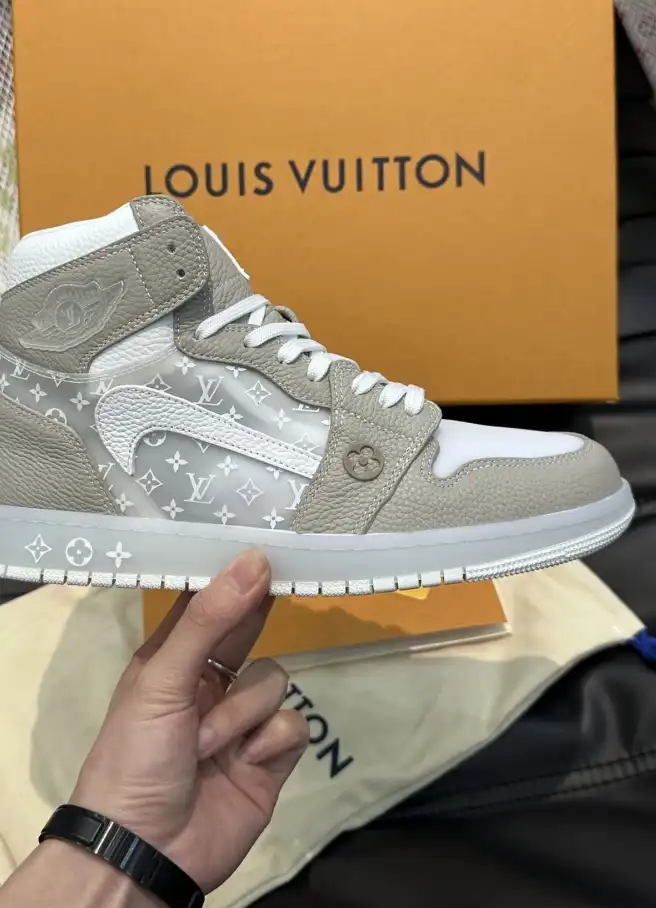 hype Louis Vuitton Sneakers