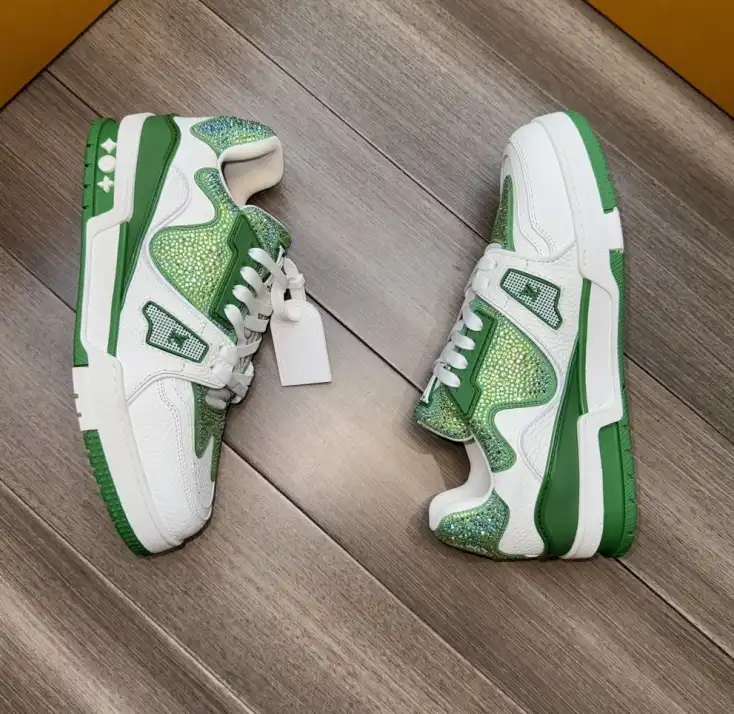 hype Louis Vuitton Sneakers