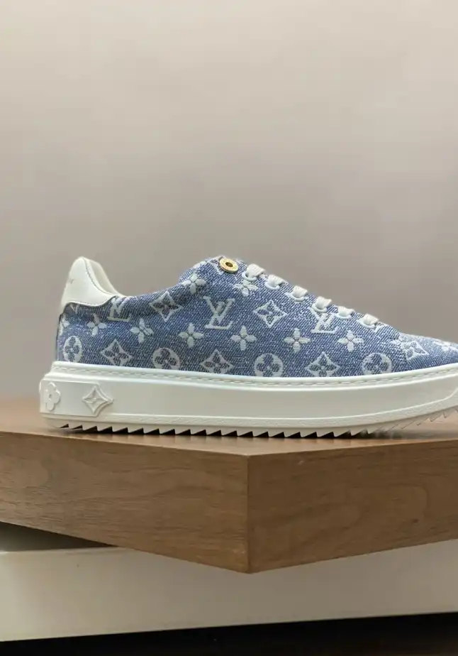 hype Louis Vuitton Sneakers