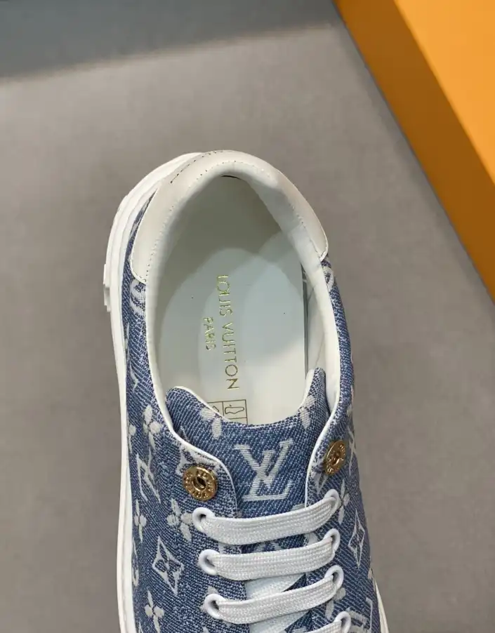 hype Louis Vuitton Sneakers