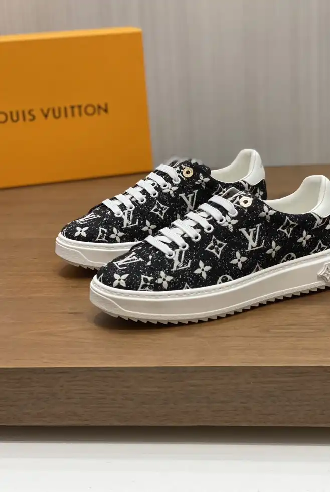 hype Louis Vuitton Sneakers