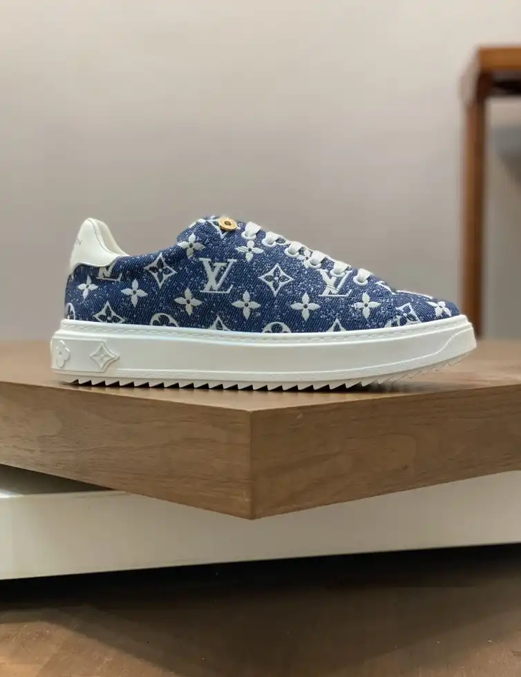 hype Louis Vuitton Sneakers