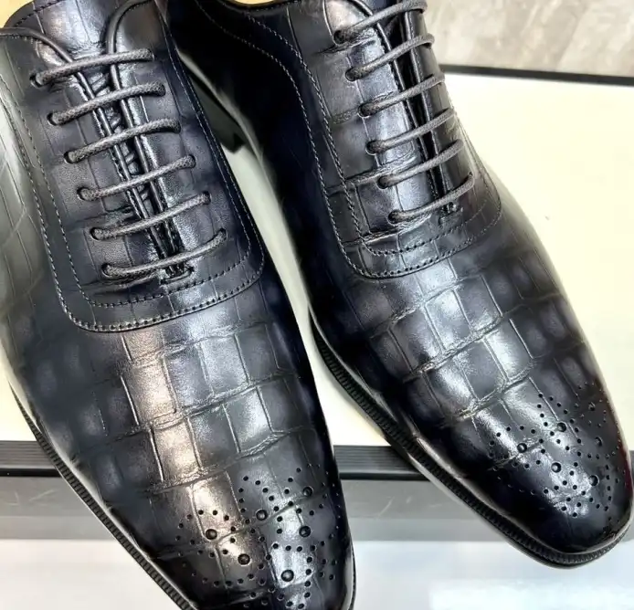 hype Gucci Leather Shoes