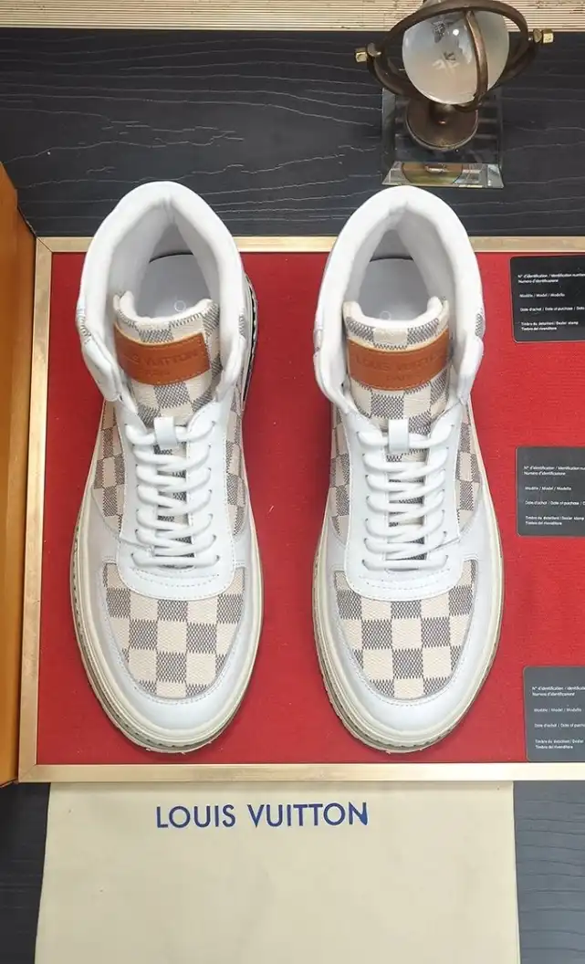 hype Louis Vuitton Sneakers