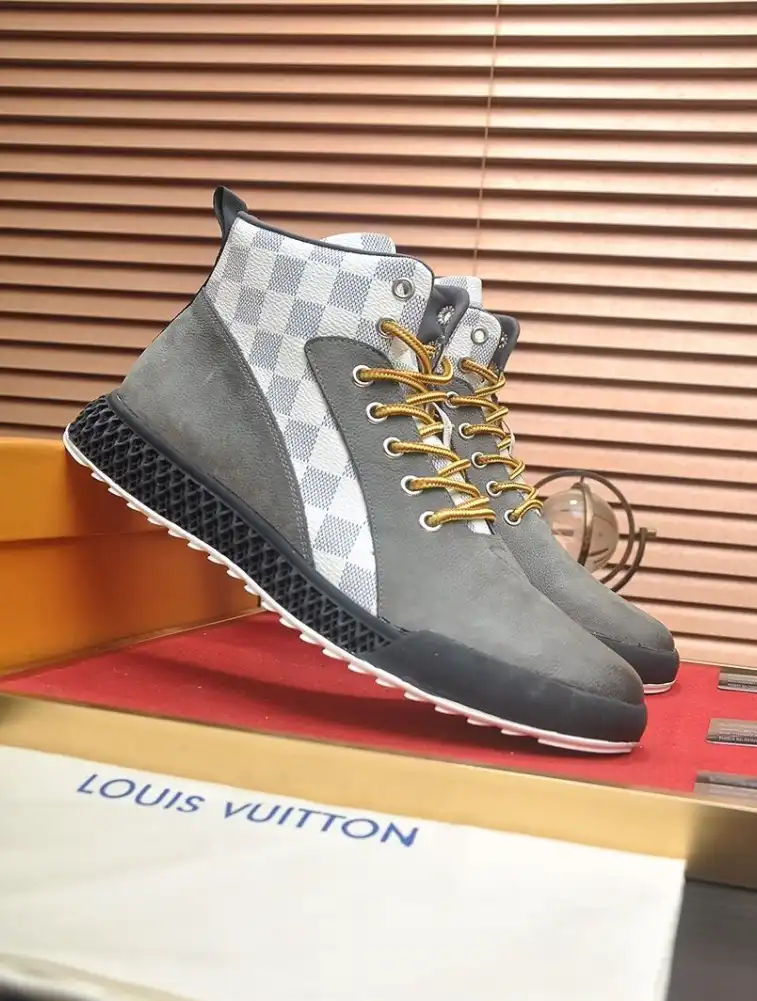 hype Louis Vuitton Sneakers