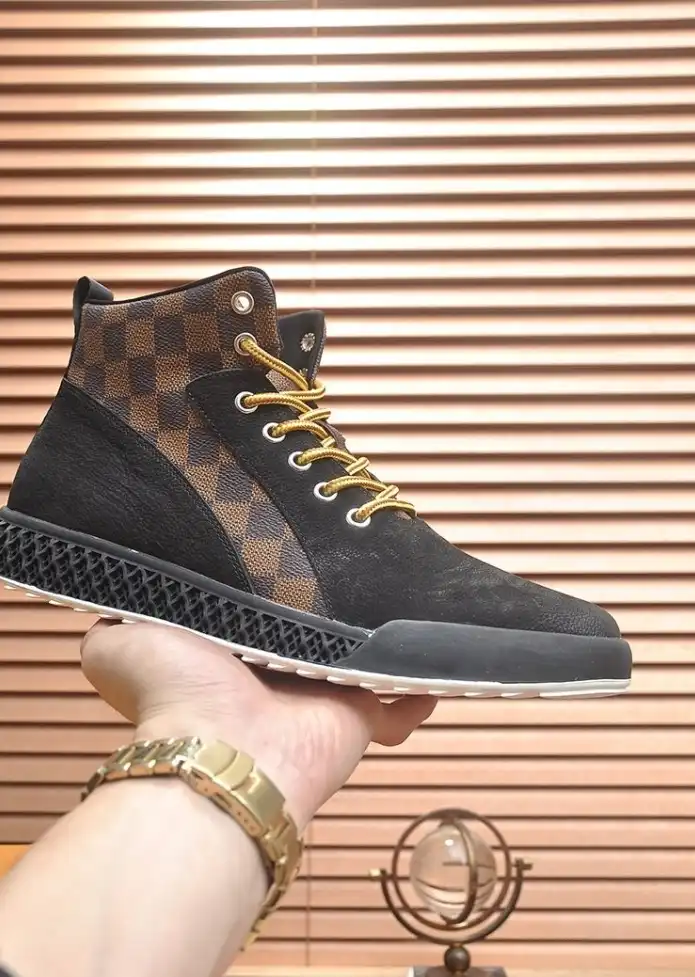 hype Louis Vuitton Sneakers