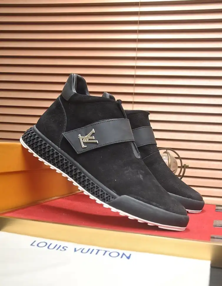 hype Louis Vuitton Sneakers