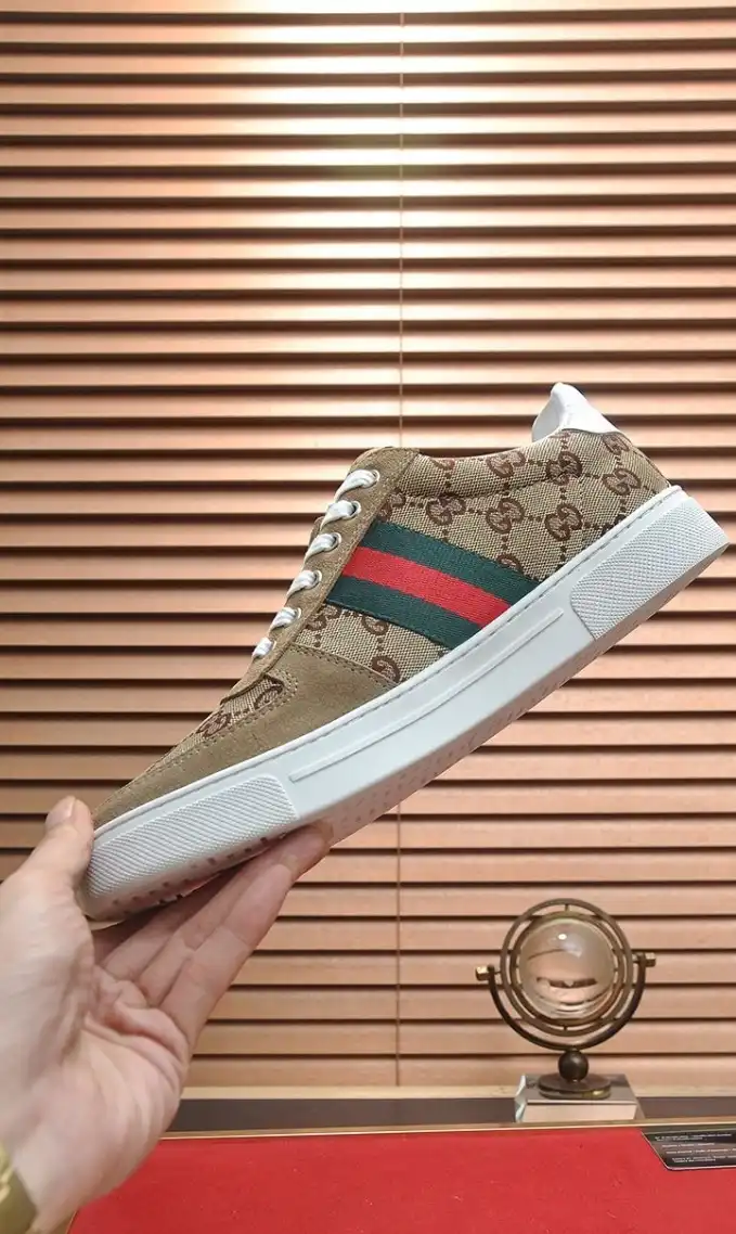 hype Gucci Sneakers