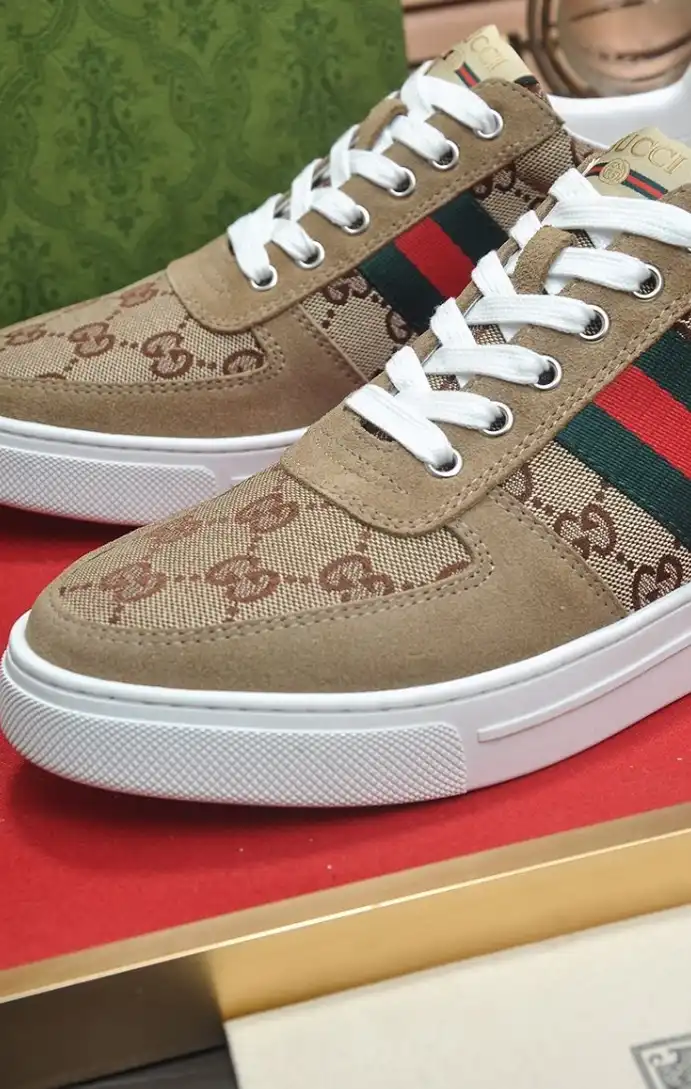 hype Gucci Sneakers