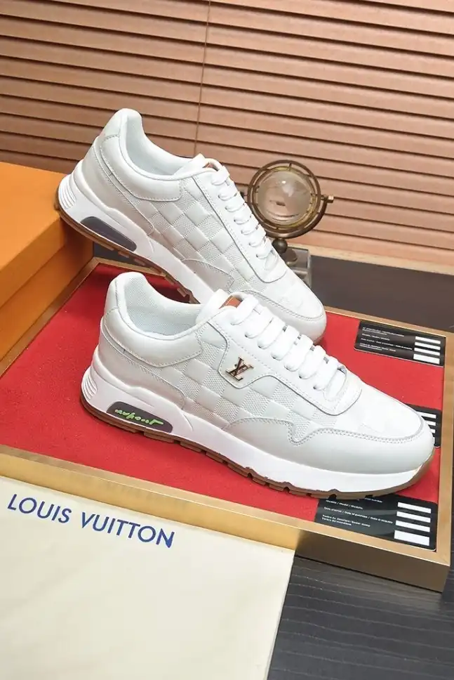 hype Louis Vuitton Sneakers