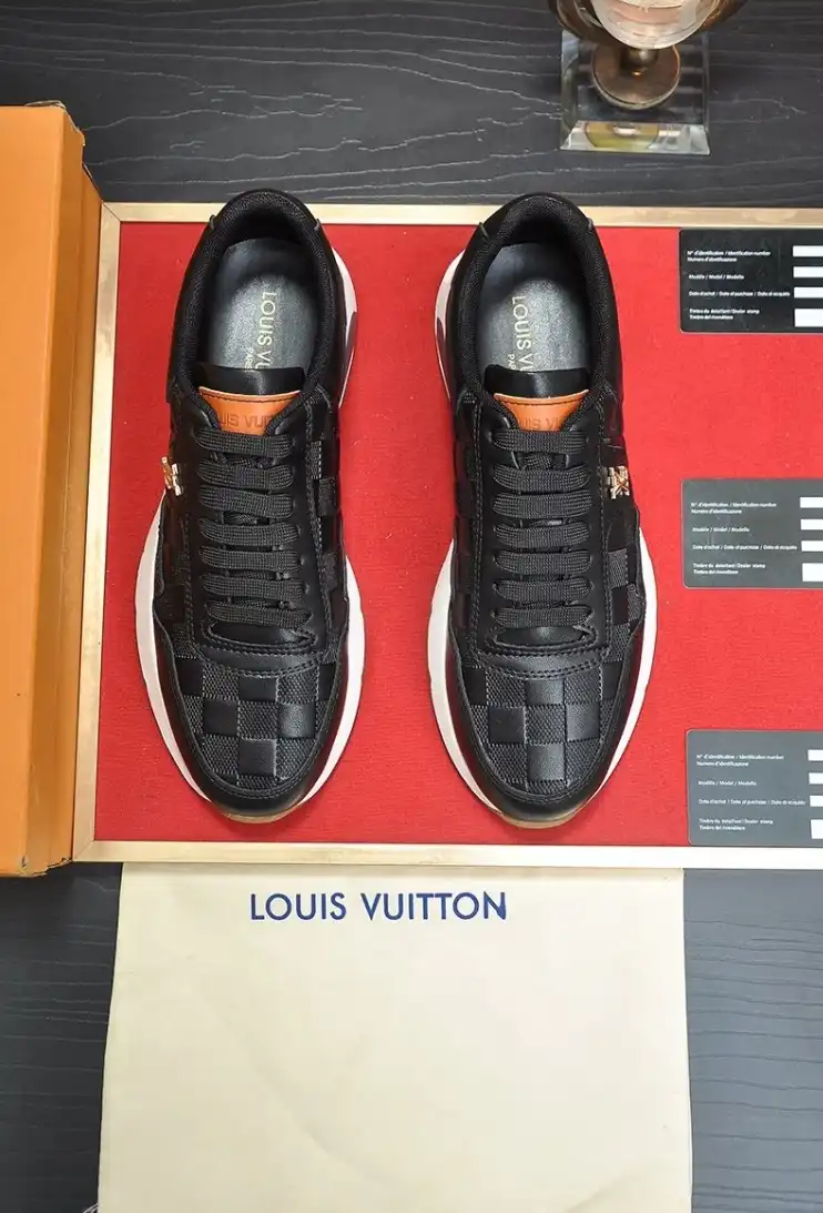 hype Louis Vuitton Sneakers