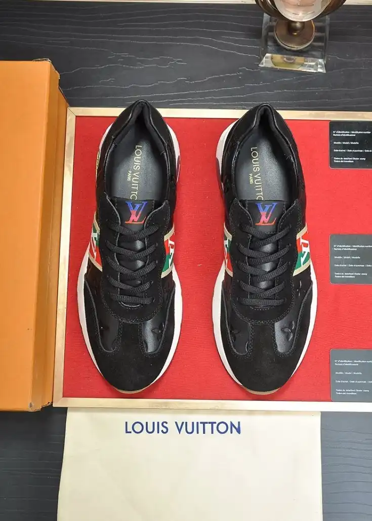 hype Louis Vuitton Sneakers