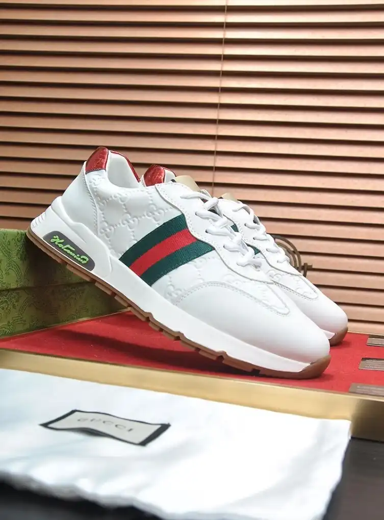 hype Gucci Sneakers