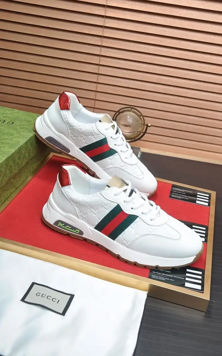 hype Gucci Sneakers