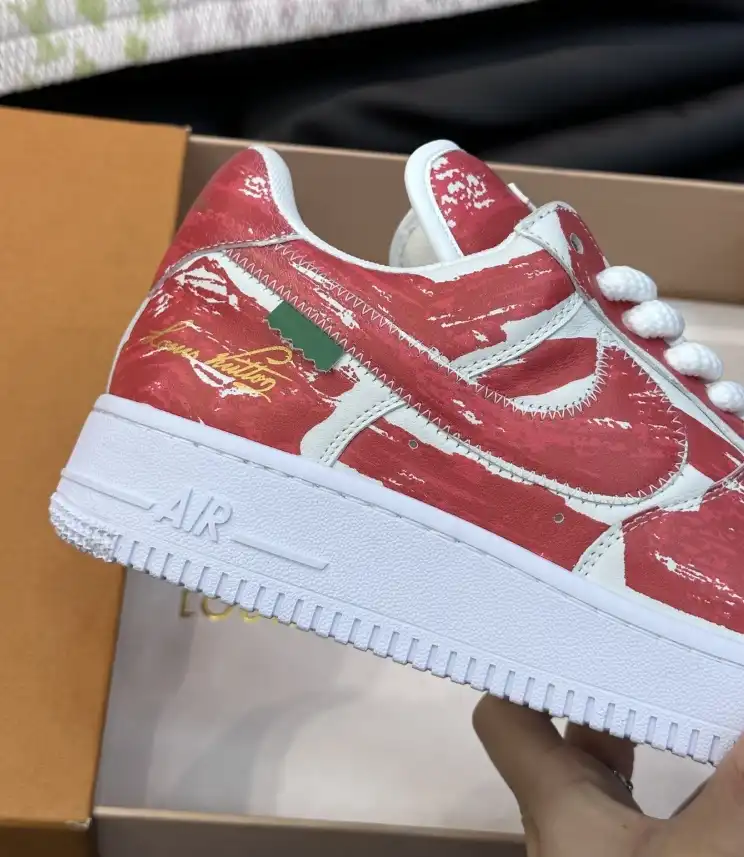 hype Louis Vuitton Sneakers