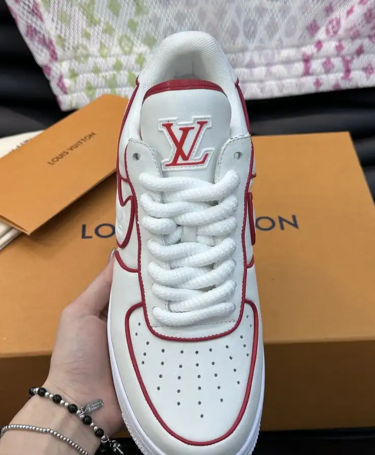 hype Louis Vuitton Sneakers