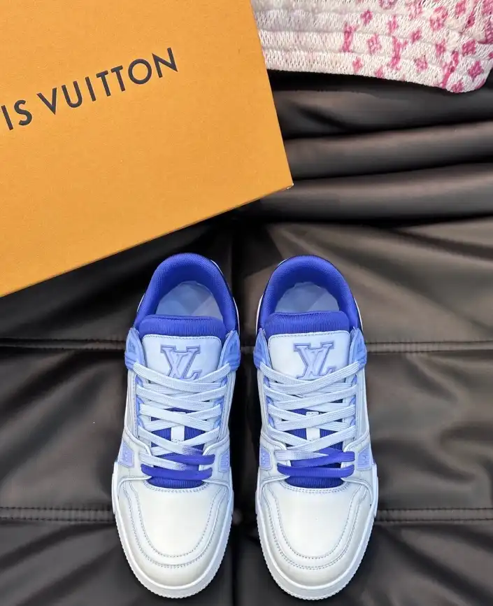 hype Louis Vuitton Sneakers