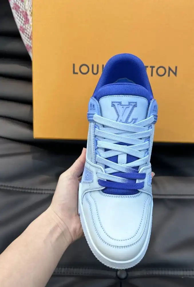 hype Louis Vuitton Sneakers