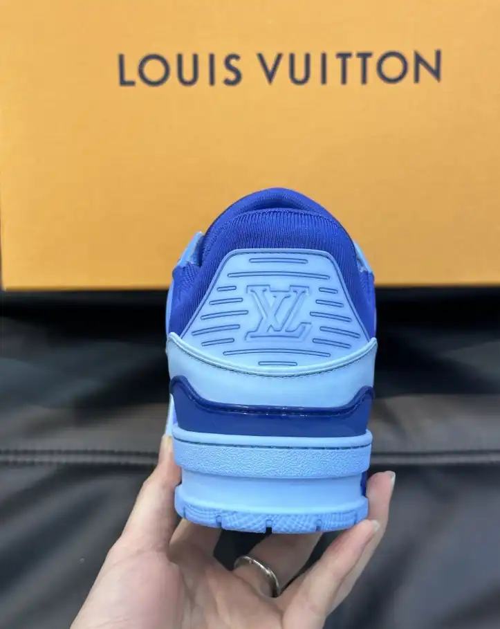 hype Louis Vuitton Sneakers