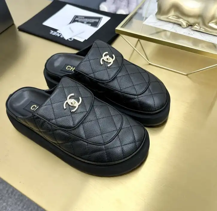 hype Chanel Slippers