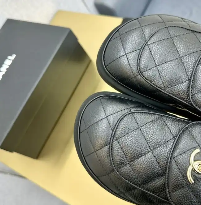 hype Chanel Slippers