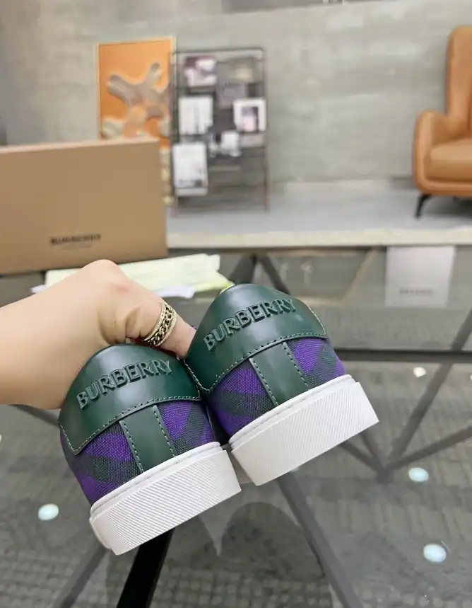 hype Burberry Sneakers