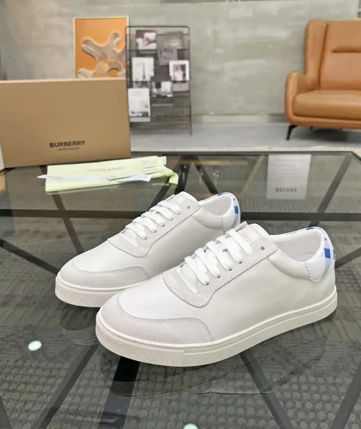 hype Burberry Sneakers