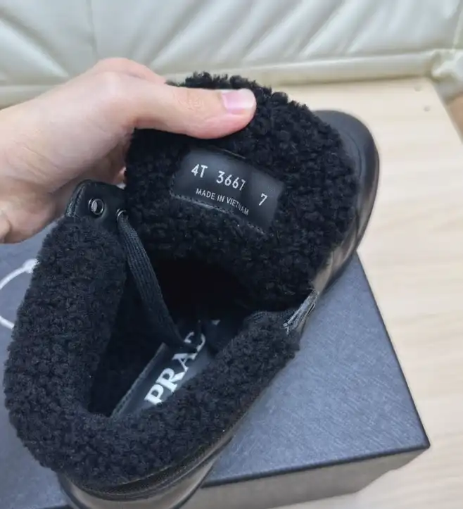 hype Prada Casual Shoes