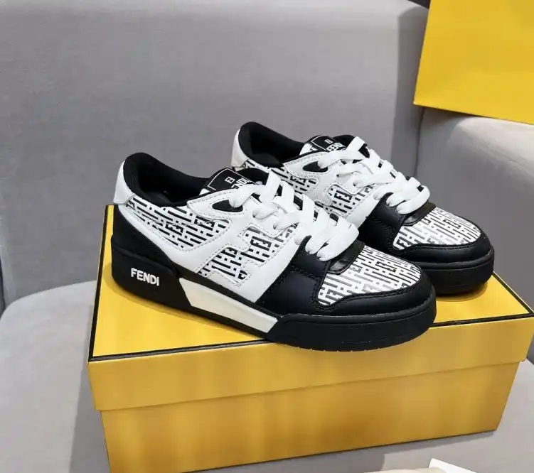 hype Louis Vuitton Sneakers