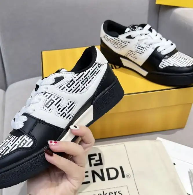 hype Louis Vuitton Sneakers