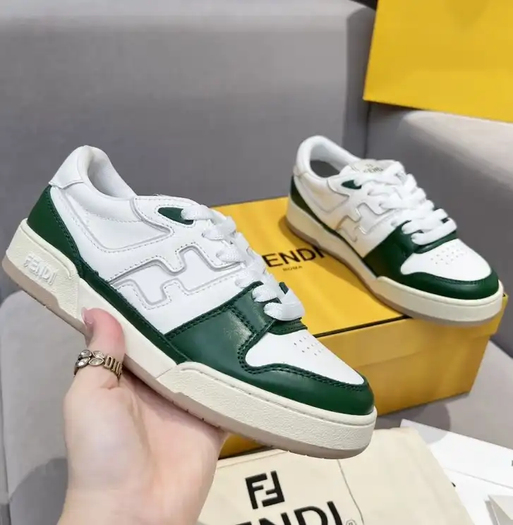 hype Louis Vuitton Sneakers