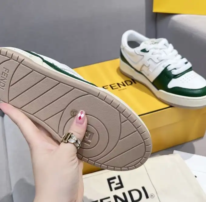 hype Louis Vuitton Sneakers