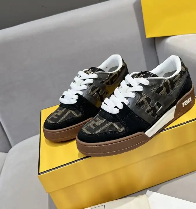 hype Louis Vuitton Sneakers