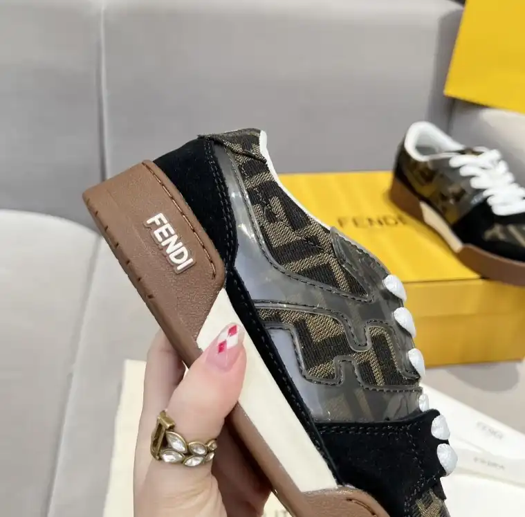 hype Louis Vuitton Sneakers