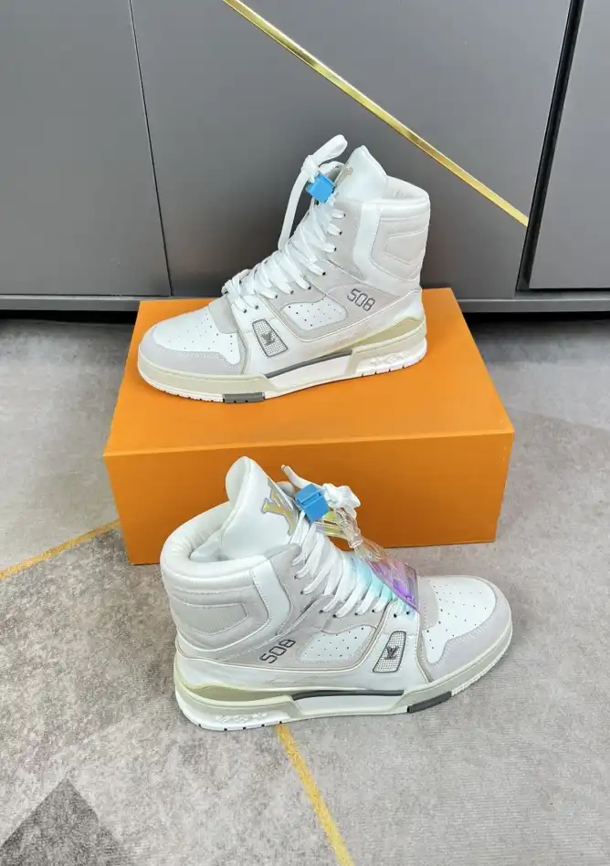 hype Louis Vuitton Sneakers