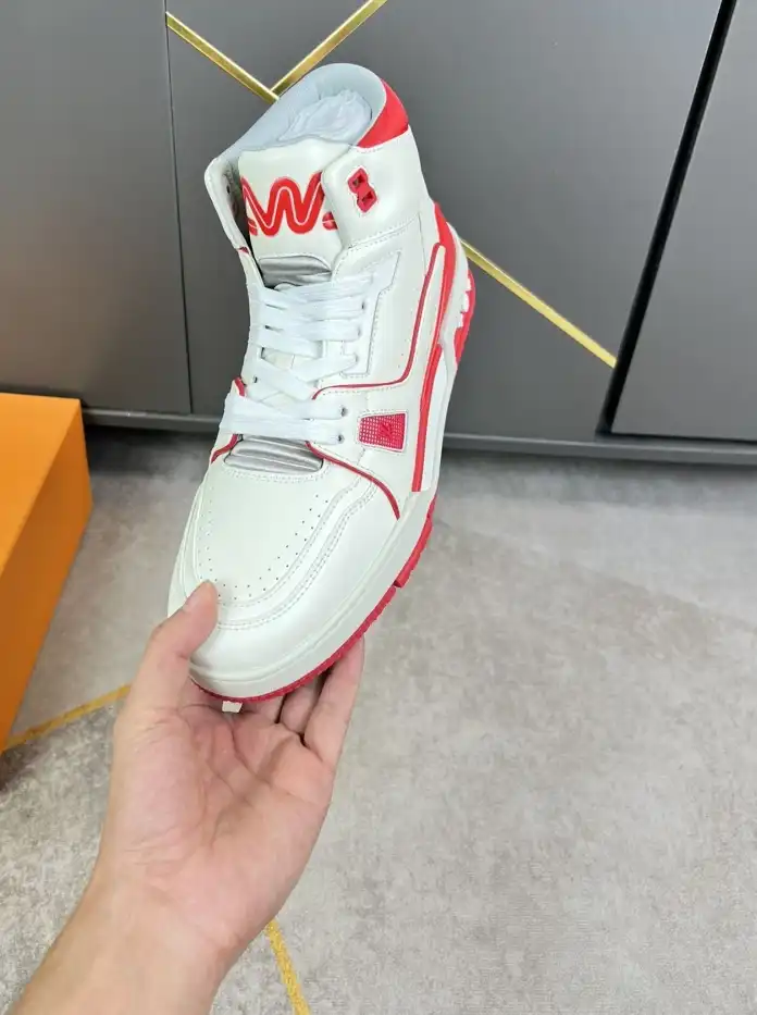 hype Louis Vuitton Sneakers