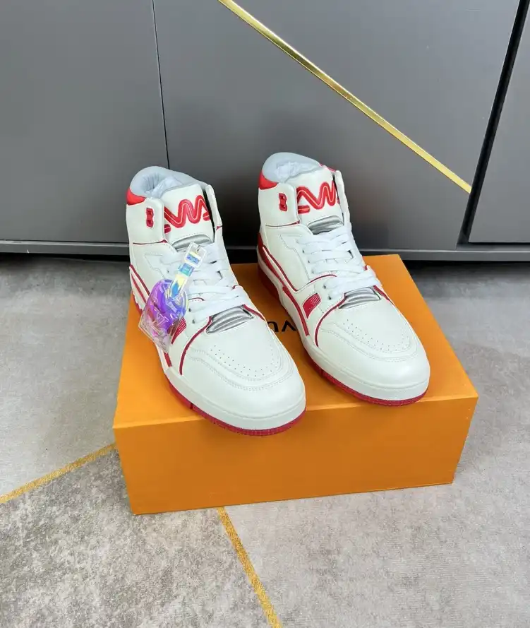 hype Louis Vuitton Sneakers