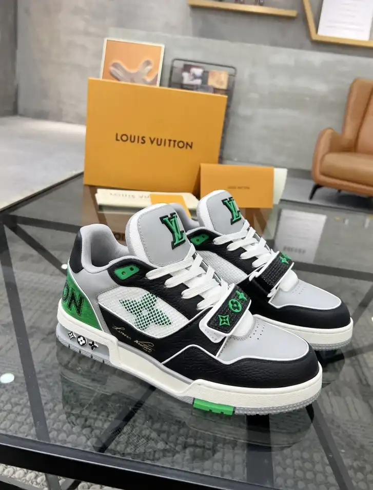 hype Louis Vuitton Sneakers