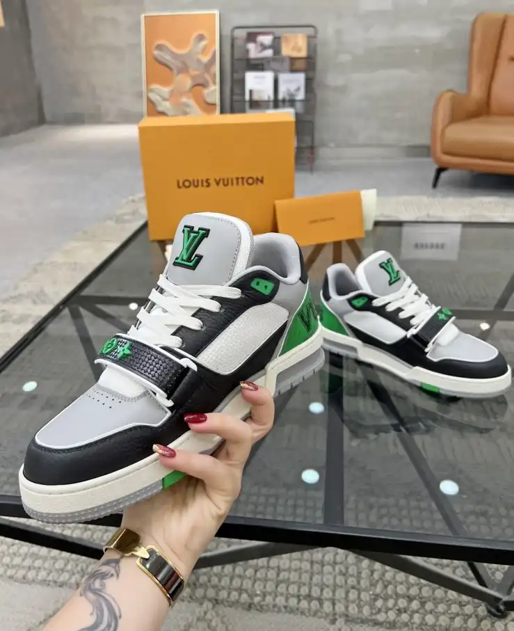 hype Louis Vuitton Sneakers