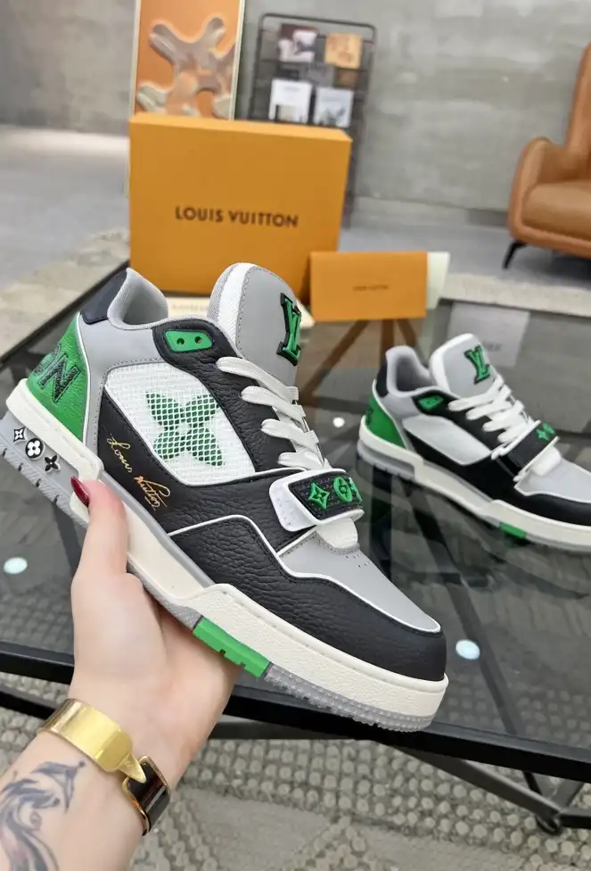 hype Louis Vuitton Sneakers