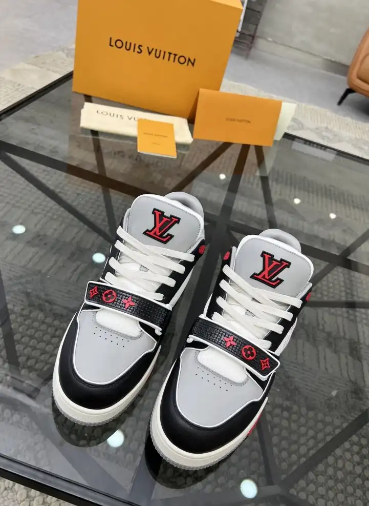 hype Louis Vuitton Sneakers