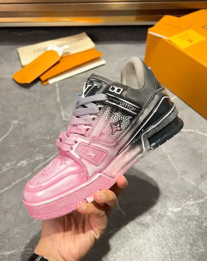 hype Louis Vuitton Sneakers