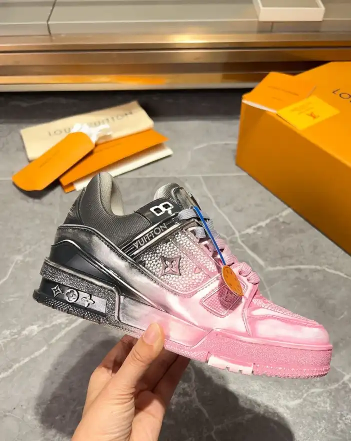 hype Louis Vuitton Sneakers