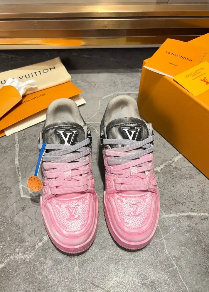 hype Louis Vuitton Sneakers