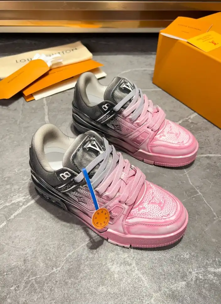 hype Louis Vuitton Sneakers