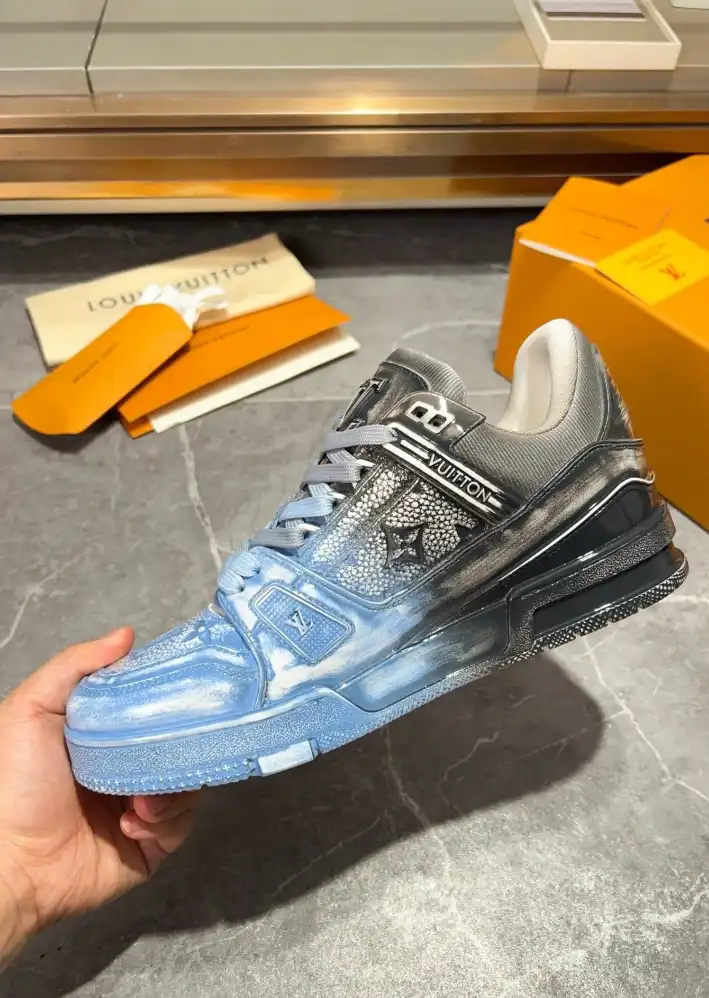 hype Louis Vuitton Sneakers