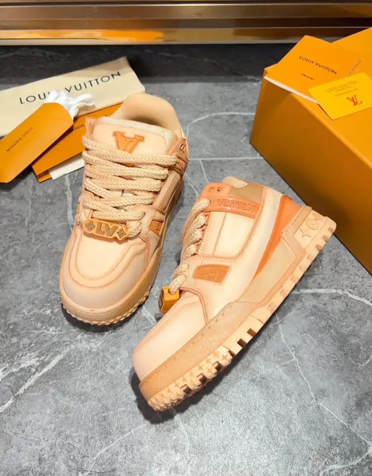 hype Louis Vuitton Sneakers