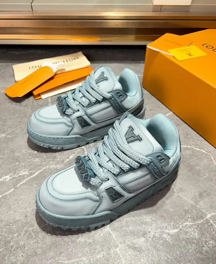 hype Louis Vuitton Sneakers