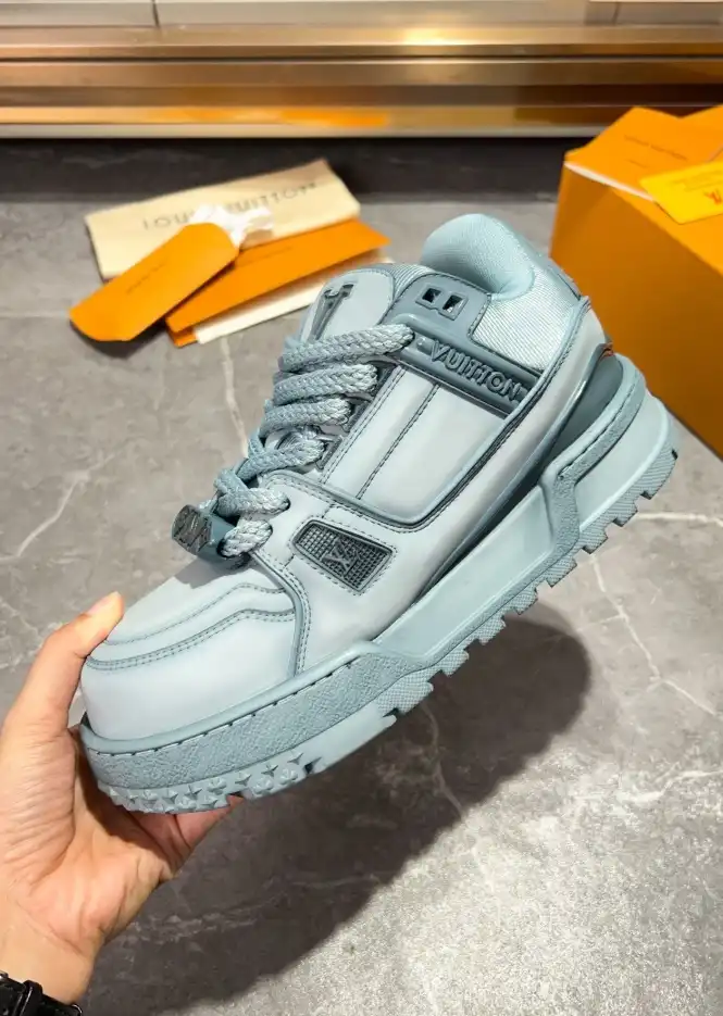 hype Louis Vuitton Sneakers